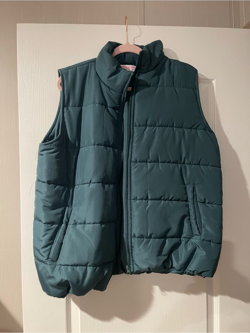 Sleeveless Quilted Puffer Vest in Teal Green
